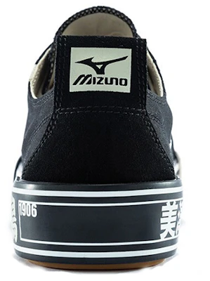 Mizuno場上S低筒輕便帆布鞋 黑白 Shop Mizuno場上S低筒輕便帆布鞋 黑白