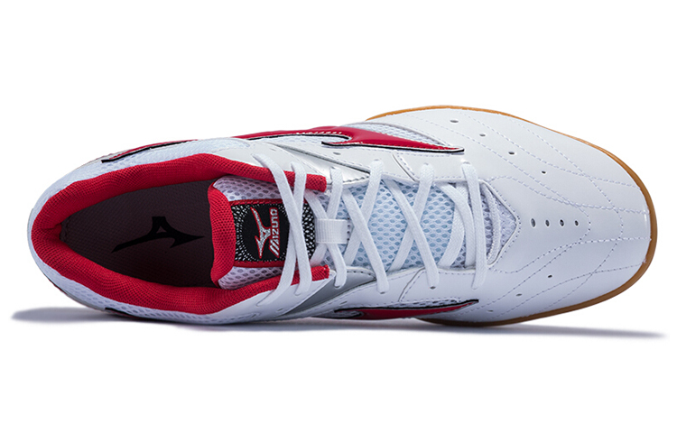 Lookbook Mizuno Crossmatch Plio CN2 'Putih Merah' 81GA153662