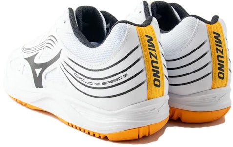 Mizuno Cyclone Speed 3 'Putih Hitam Oranye' V1GA218013 Lookbook Mizuno Cyclone Speed 3 'Putih Hitam Oranye' V1GA218013