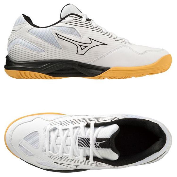 Lookbook Mizuno Cyclone Speed 4 'Keselesaan Serbaguna Hitam dan Putih' V1GA238054