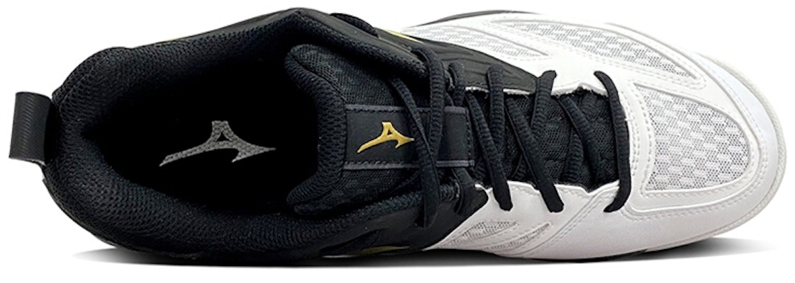 Mizuno Dynablitz Low 'Hitam Putih Emas' V1GA212152 Lookbook Mizuno Dynablitz Low 'Hitam Putih Emas' V1GA212152