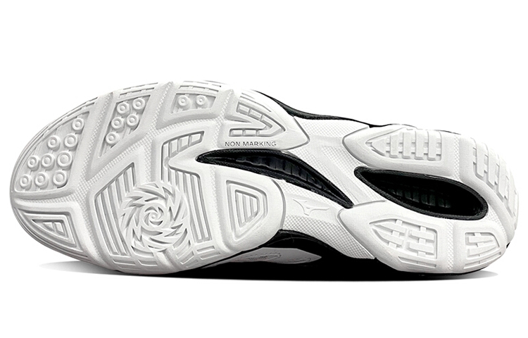 Shop 美津浓 Dynablitz 低帮运动鞋 '黑白金' V1GA212152