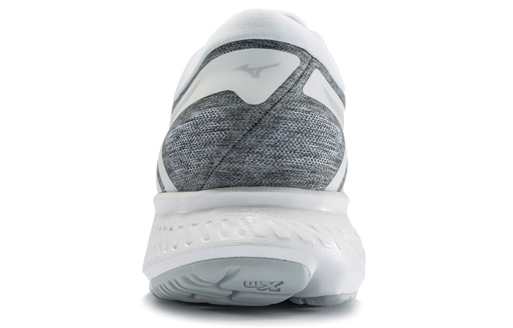 mizuno ezrun lx 2