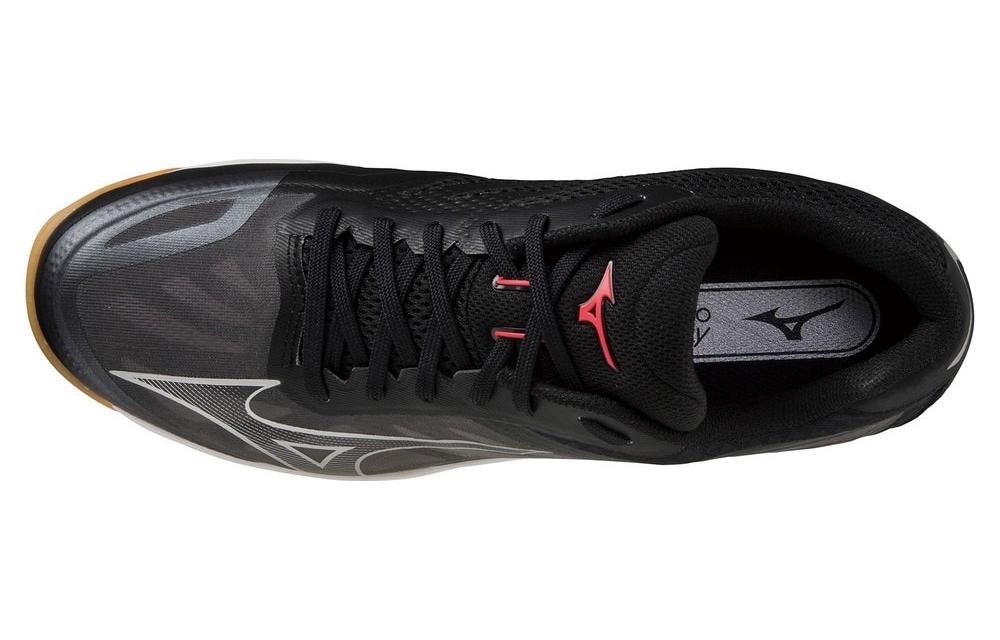 Lookbook Mizuno Fly Low 'Penyerapan Kejut Anti-Selip Hitam' V1GA233001