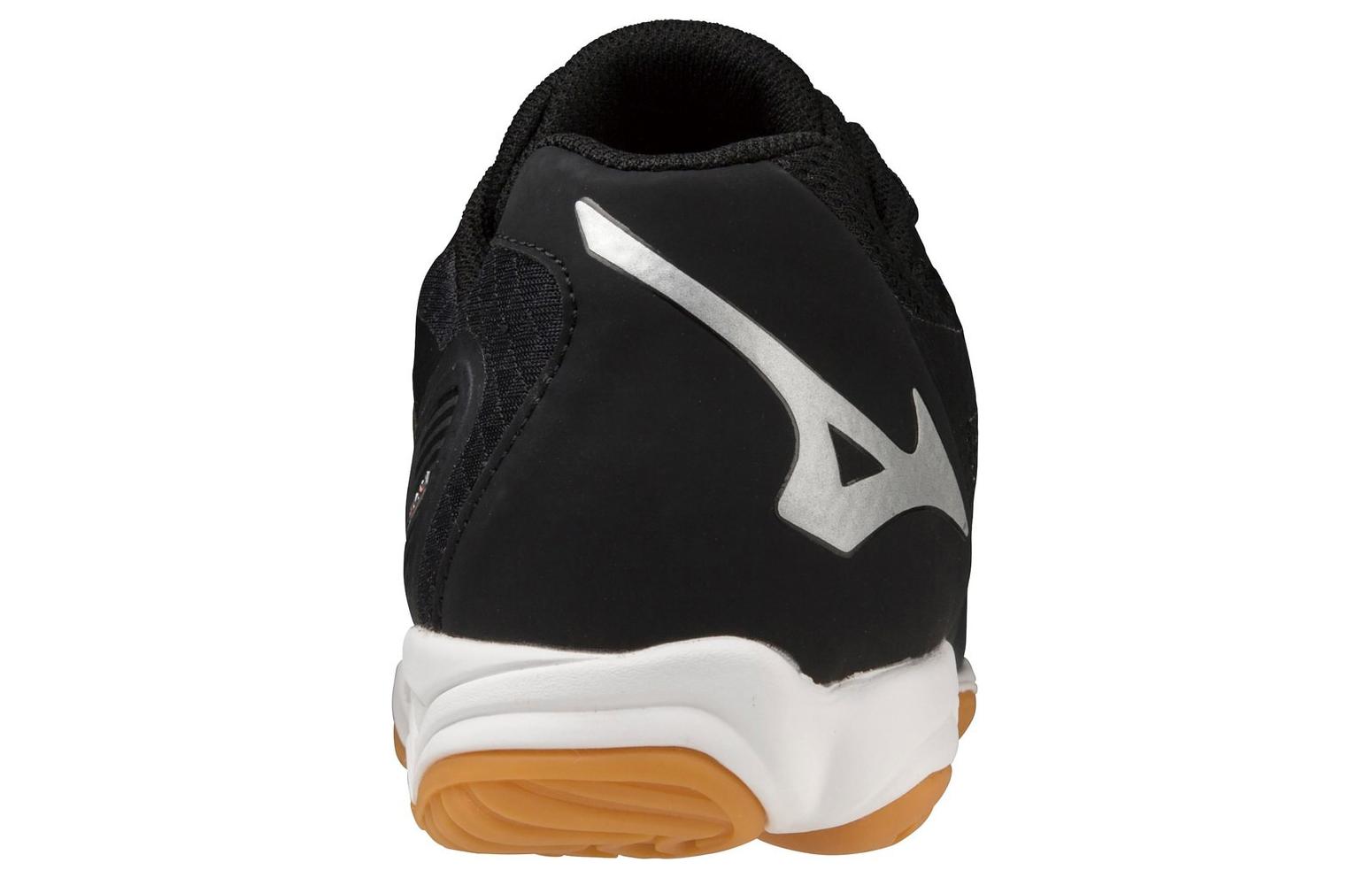 Shop Mizuno Fly Low 'Penyerapan Kejut Anti-Selip Hitam' V1GA233001