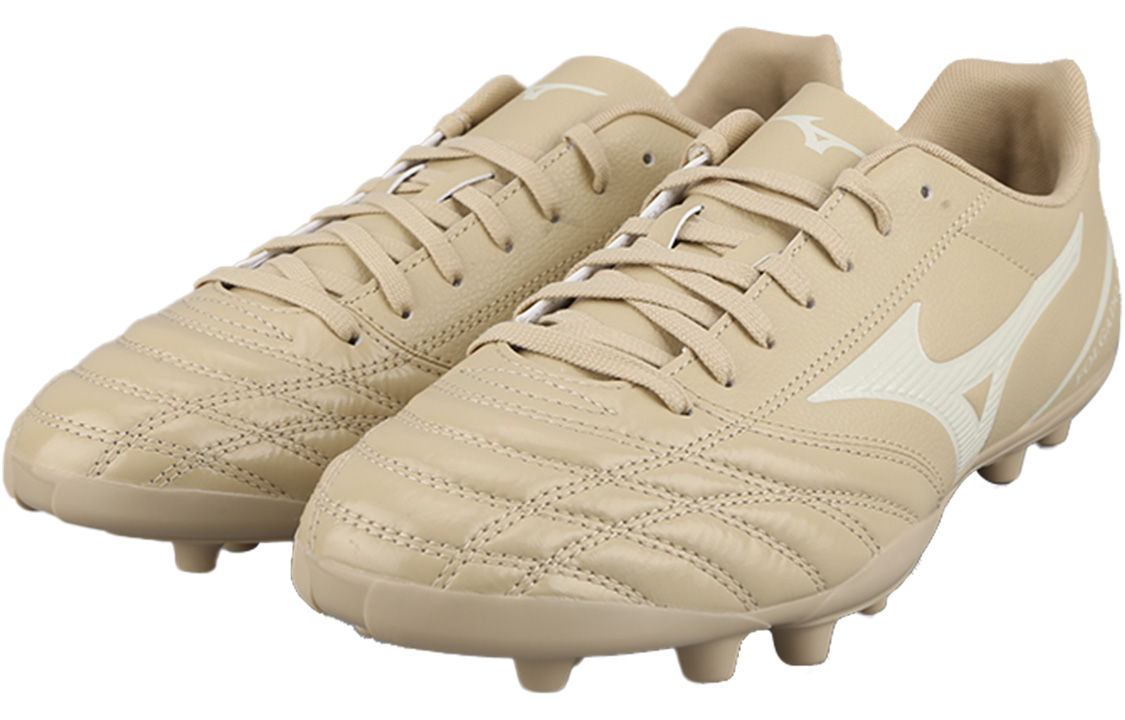 Lookbook Sepatu Sepak Bola Mizuno Folgado AG 'Beige' P1GA239310