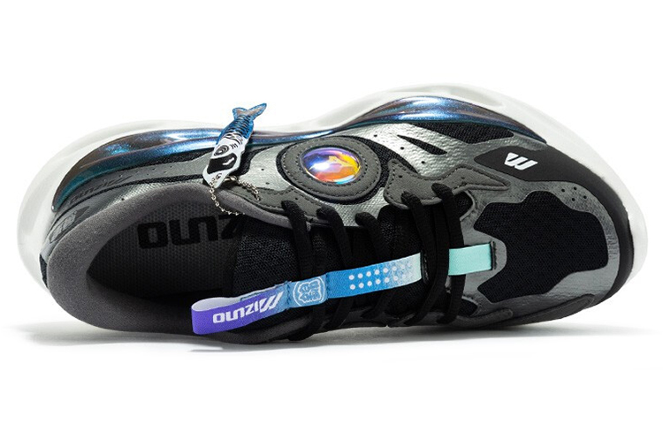 Lookbook Mizuno Koi Zwart D1GH210304