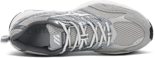 Mizuno LG 2000 'Kelabu' D1GH230206 Lookbook Mizuno LG 2000 'Kelabu' D1GH230206