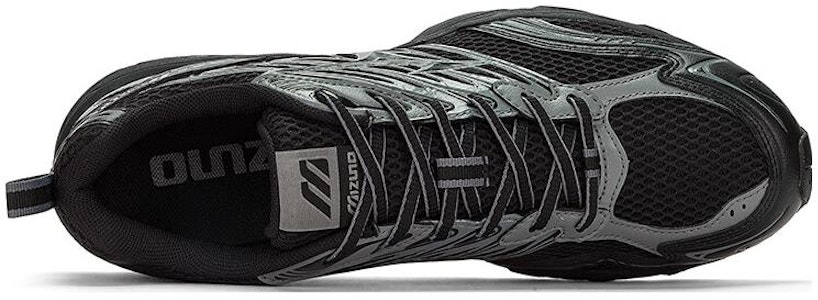 Mizuno LG 2000 'Negro Plata' D1GH230202 Lookbook Mizuno LG 2000 'Negro Plata' D1GH230202