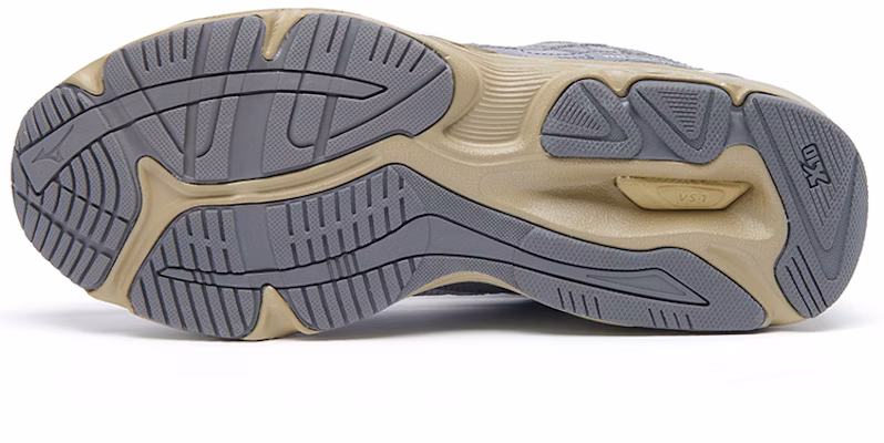 Mizuno LG 90s EC Grey 'Durable Non-Slip Low Top Running Shoe' D1GH212514 Details for Mizuno LG 90s EC Grey 'Durable Non-Slip Low Top Running Shoe' D1GH212514
