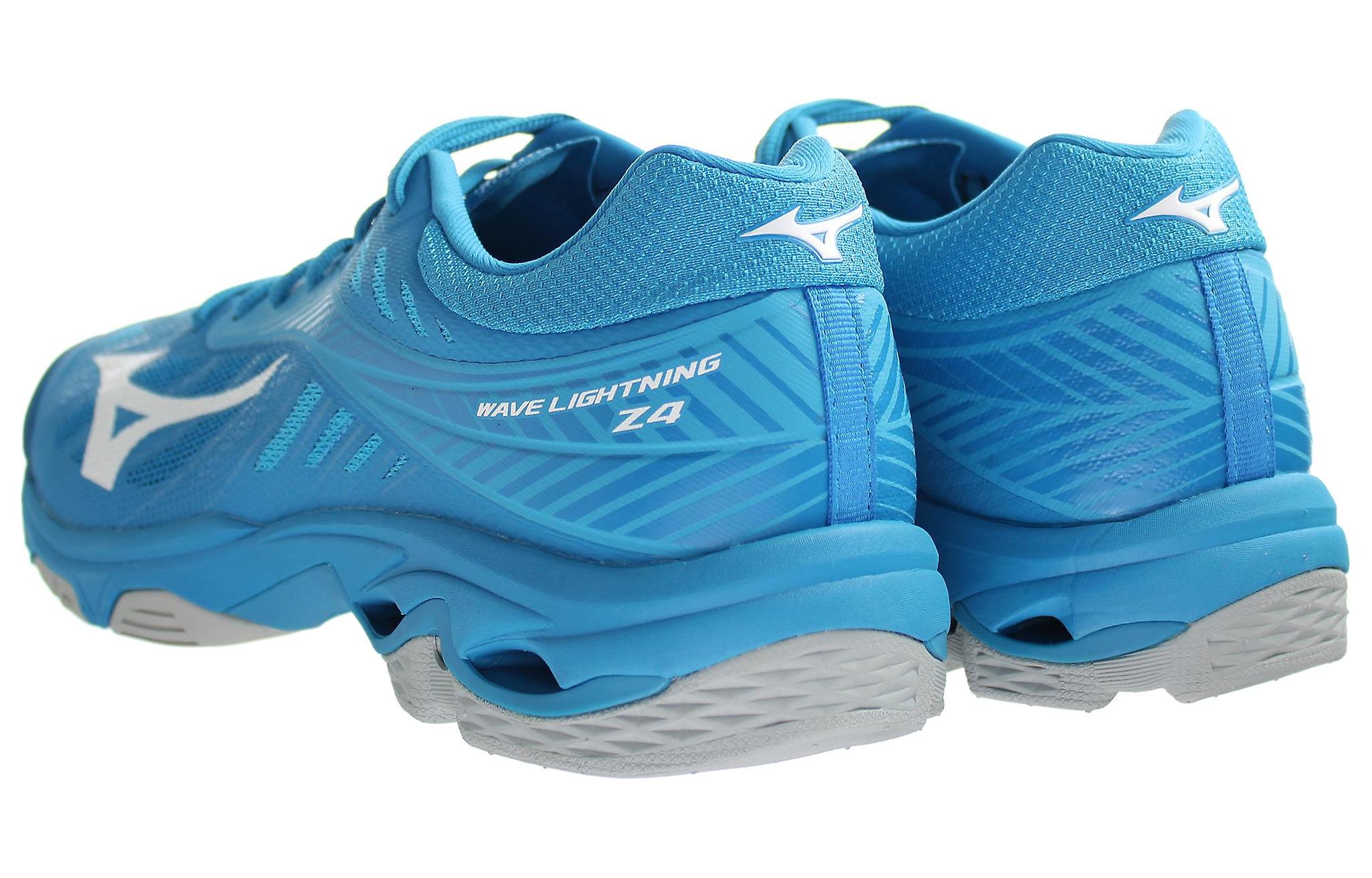 Lookbook Mizuno Lightning Z4 kasut sukan wanita/lelaki. V1GA180098
