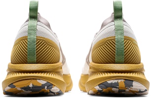 ミズノ ローカット ランニングシューズ 白/黄 D1GH241704 Shop ミズノ ローカット ランニングシューズ 白/黄 D1GH241704