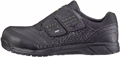 Mizuno Low Top 'Black' C1GA181109 Mizuno Low Top 'Black' C1GA181109