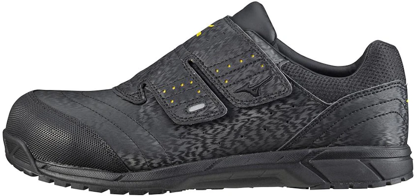 Mizuno Low Top 'Black' C1GA181109 Buy Mizuno Low Top 'Black' C1GA181109