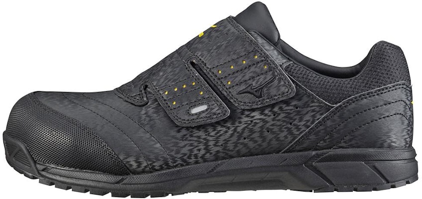 Mizuno Low Top 'Black' C1GA181109 Buy Mizuno Low Top 'Black' C1GA181109