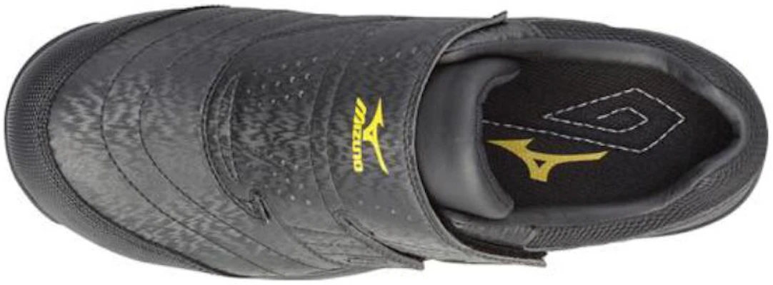 Mizuno Low Top 'Black' C1GA181109 Order Mizuno Low Top 'Black' C1GA181109