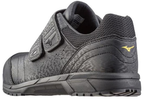 Mizuno Low Top 'Black' C1GA181109 Lookbook Mizuno Low Top 'Black' C1GA181109