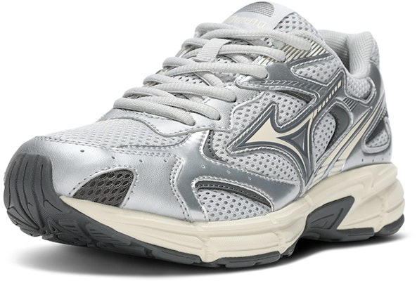 Mizuno Low Top 'Silver Grey' D1GH222917 Lookbook Mizuno Low Top 'Silver Grey' D1GH222917