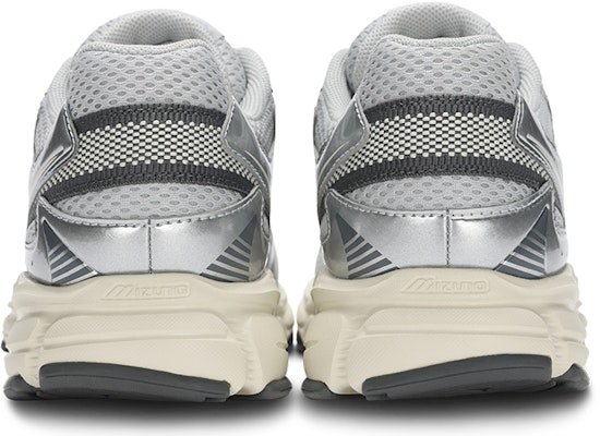 Mizuno Low Top 'Silver Grey' D1GH222917 Purchase Mizuno Low Top 'Silver Grey' D1GH222917