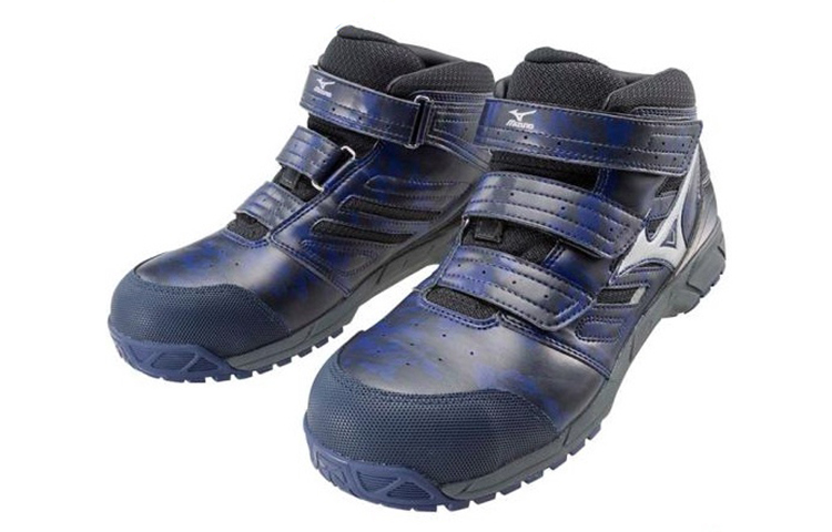 Lookbook Mizuno LS MID 'Protective Blue' Biru Pelindung F1GA213014