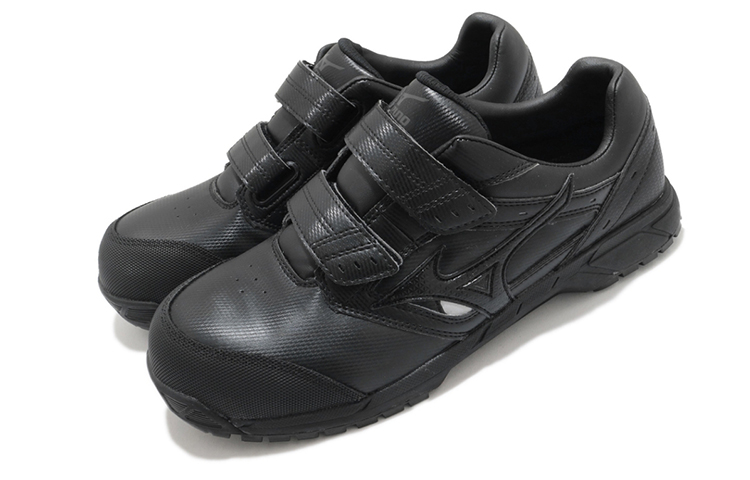 Lookbook Mizuno LS Velcro ''Noir Core'' F1GA201209
