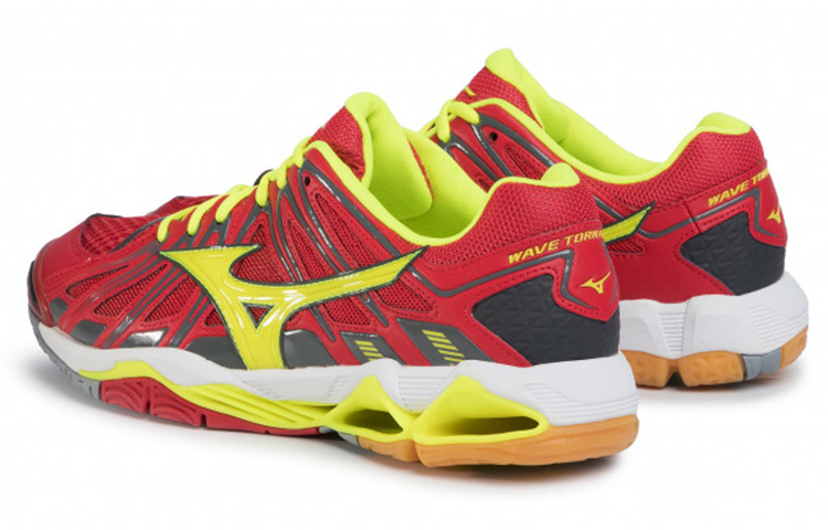Lookbook Mizuno Wave Tornado X2 ''Rot Gelb'' V1GA181201