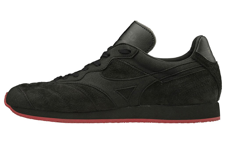 Mizuno Morelia 1985 'Black Trainer' P1GD202000