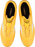 Mizuno Morelia 2 Pro AG 人工草皮 足球鞋 男款 黃白 Shop Mizuno Morelia 2 Pro AG 人工草皮 足球鞋 男款 黃白
