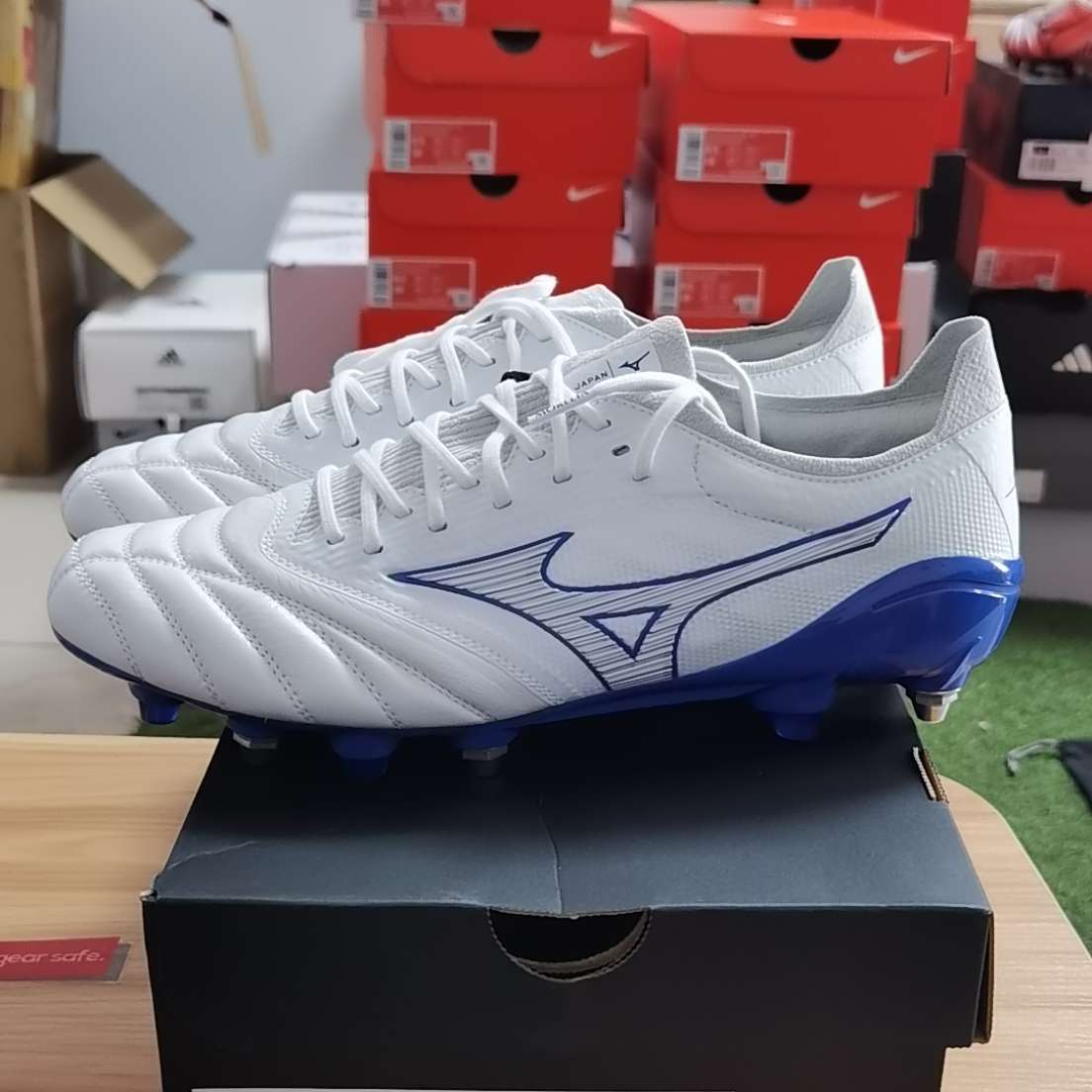 Mizuno Morelia Neo 3 β Japan 'Mix'