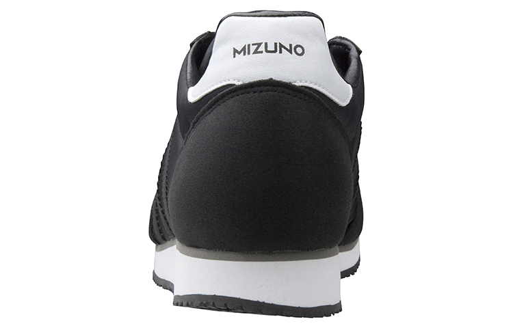 Shop Mizuno MR1 'Hitam Putih' D1GA196011