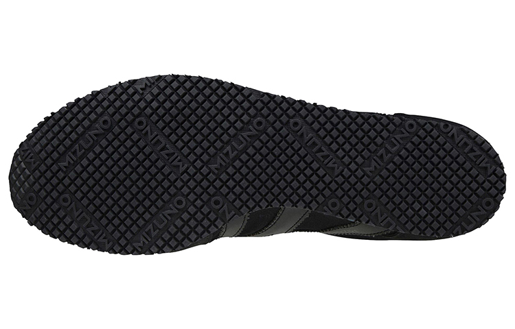 Shop Mizuno MR1 Slip-On 'Black' D1GF211604