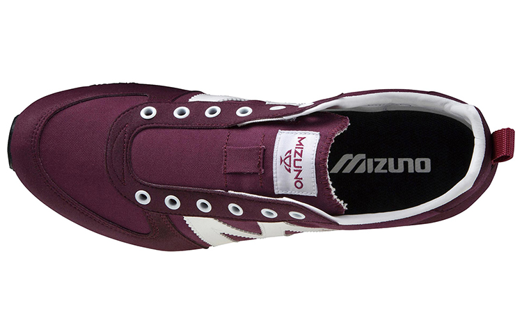Lookbook Mizuno MR1 Slip On D1GF211605