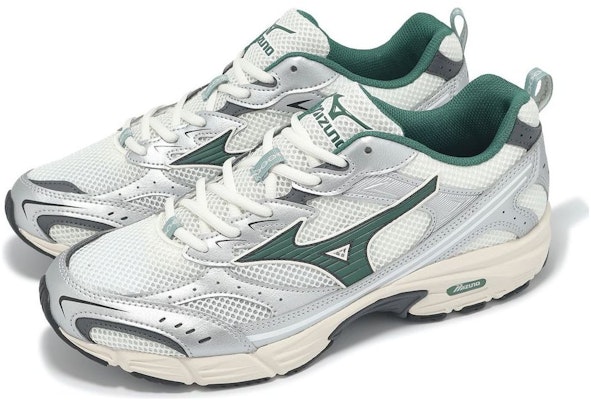 Mizuno MXR ''Putih Salju Bistro Hijau Perak'' D1GA245111 Lookbook Mizuno MXR ''Putih Salju Bistro Hijau Perak'' D1GA245111