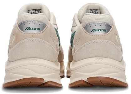 Mizuno Pi Retro Low 'Putih Hijau' D1GH2323-04 Shop Mizuno Pi Retro Low 'Putih Hijau' D1GH2323-04