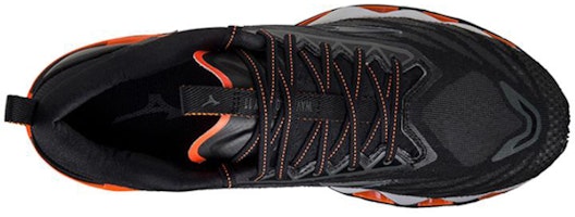 미즈노 웨이브 프로페시 11 로우탑 그레이 블랙 오렌지 J1GC220009 Lookbook 미즈노 웨이브 프로페시 11 로우탑 그레이 블랙 오렌지 J1GC220009