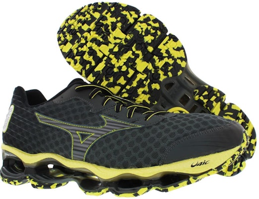 Mizuno Prophecy 4 Black 'Durable Breathable Low-Top Running' J1GC150010 Lookbook Mizuno Prophecy 4 Black 'Durable Breathable Low-Top Running' J1GC150010