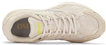 Shop Mizuno Racer S 'Beige' Lelaki Kasut Lari D1GH223511
