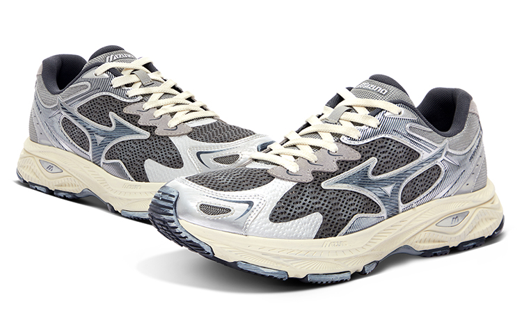 Shop Mizuno Racer S 'Perak Kelabu' D1GH223519