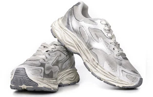 Purchase Mizuno Racer S 'White Metallic Silver' D1GH223518