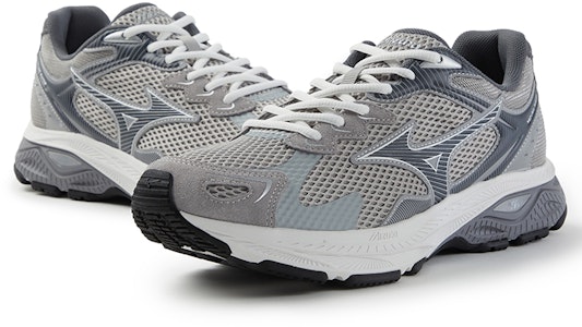 Mizuno Racer S 透氣減震 低筒 跑步鞋 男女皆宜 銀灰 Shop Mizuno Racer S 透氣減震 低筒 跑步鞋 男女皆宜 銀灰