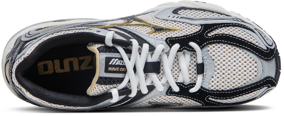 Mizuno Retro 'Putih Emas Hitam' D1GH232106 Lookbook Mizuno Retro 'Putih Emas Hitam' D1GH232106