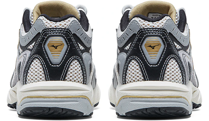 Mizuno Retro 'White Gold Black' D1GH232106 Shop Mizuno Retro 'White Gold Black' D1GH232106