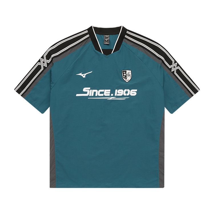 Mizuno Retro Loose Fit Short Sleeve Soccer Jersey Unisex. K2CE43Y1