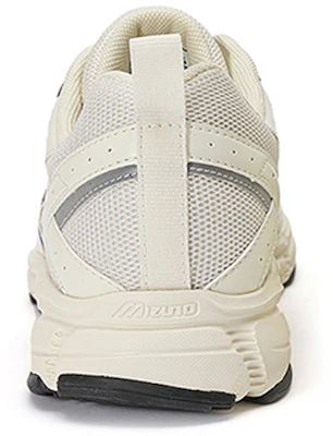 Mizuno Speed 'Putih' D1GH223002 Purchase Mizuno Speed 'Putih' D1GH223002