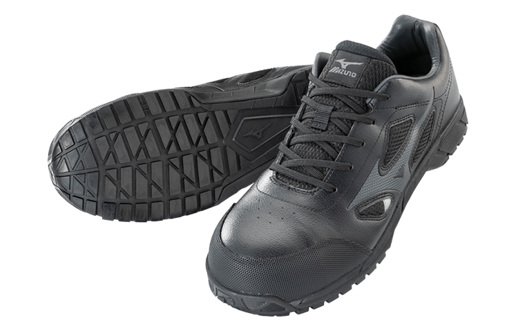Lookbook Chaussures Mizuno Running Basses ''Confortables Durables Respirantes Noires'' F1GA213109