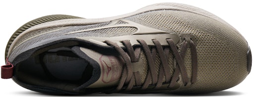 美津浓 轻盈减震防滑耐磨支撑 低帮跑步鞋 男女同款 隐蔽綠 Lookbook 美津浓 轻盈减震防滑耐磨支撑 低帮跑步鞋 男女同款 隐蔽綠