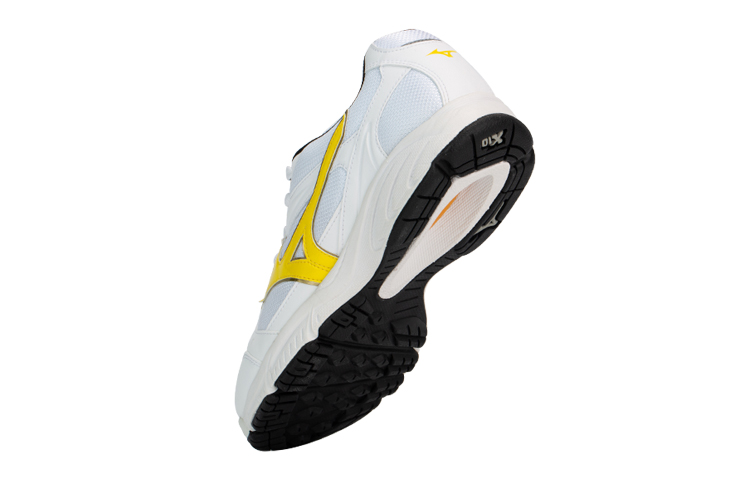 Lookbook Sepatu Lari Mizuno Rendah 'Putih Kuning' 29KN13545