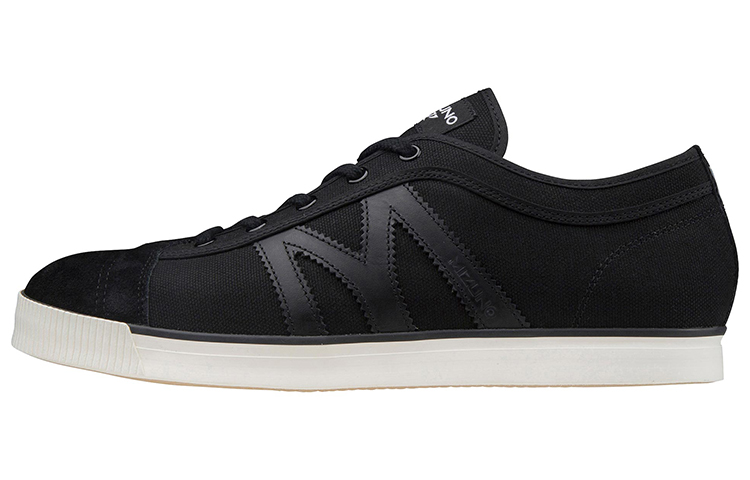 Mizuno School Trainer 'Black' D1GA196109