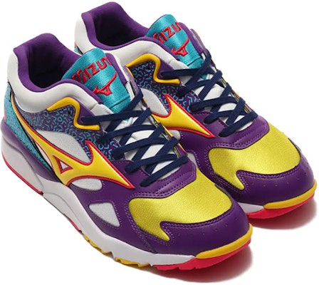 Mizuno Sky Medal 'Fresh 90s - Cyber Yellow' D1GA192267 Lookbook Mizuno Sky Medal 'Fresh 90s - Cyber Yellow' D1GA192267