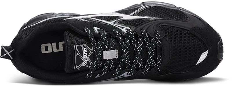 Lookbook Mizuno Speed 10S 運動 低筒 跑步鞋 男女同款 黑色